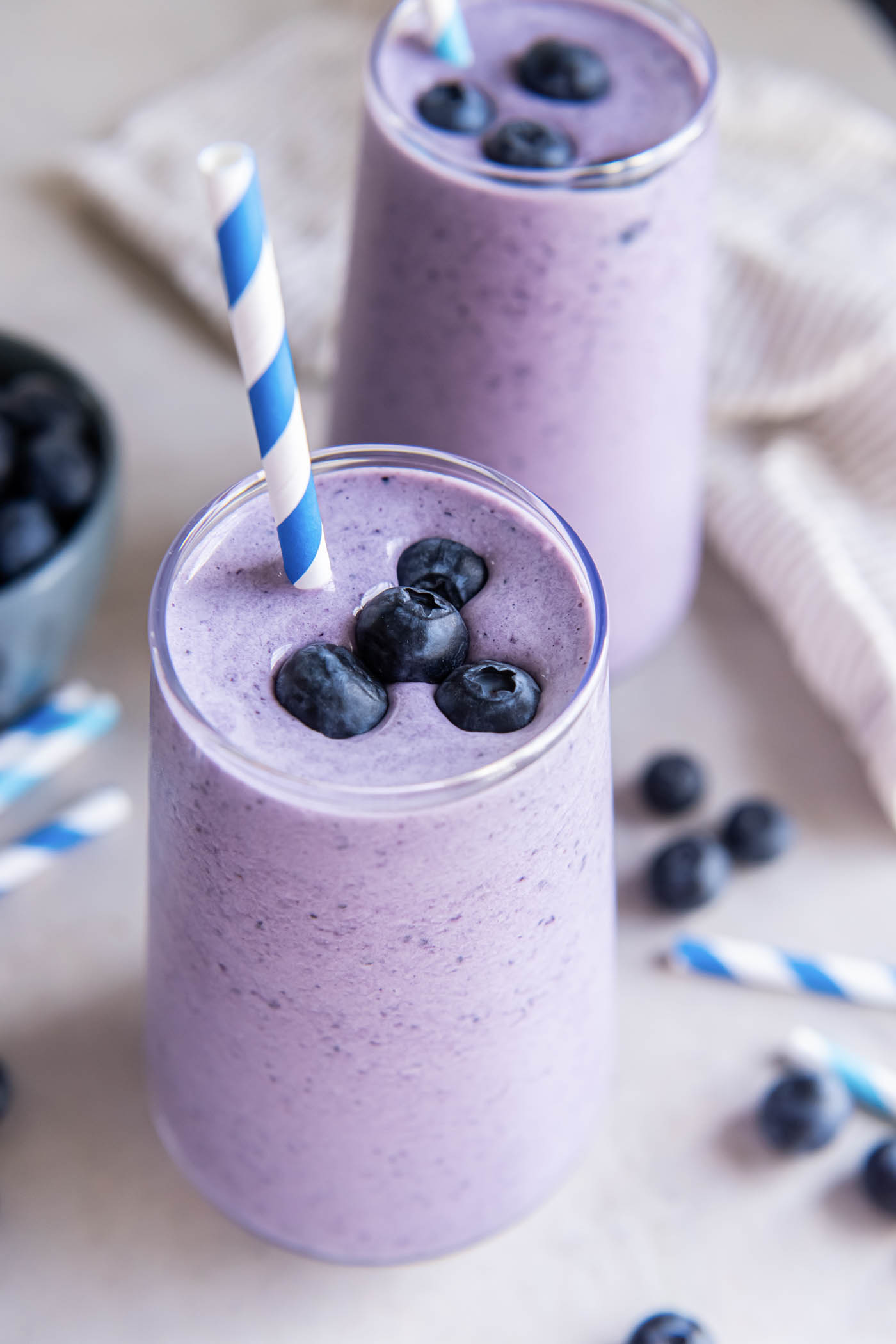 Best Blueberry Smoothie: Thick, Creamy & 4 Simple Ingredients